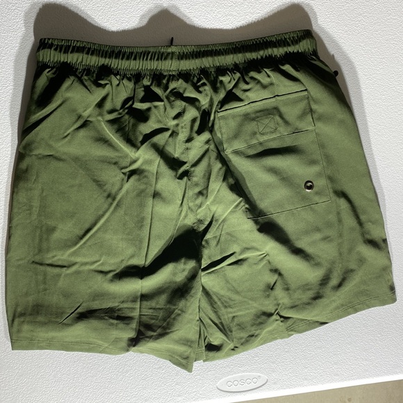 Shorts green - Picture 3 of 4